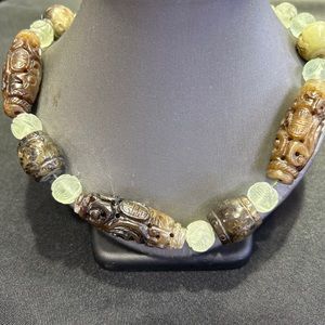 Vintage antique Chinese jade necklace